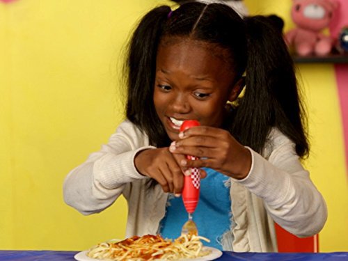 Kids Try Self Spinning Spaghetti Fork (2016)