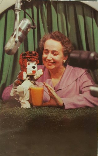 Happy's Party (1952)