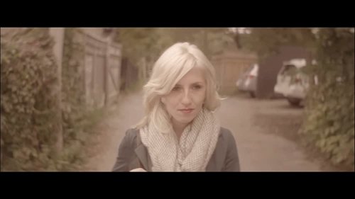 Ingrid St-Pierre: Feu de Bengale (2013)
